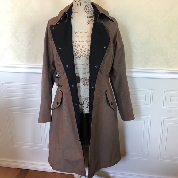 Colombia Soft Shell Trench coat - Picture 9 of 9